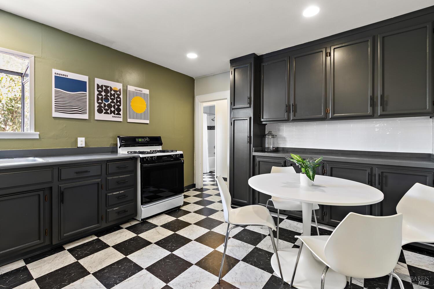 318 Butte Street Vallejo CA 94590