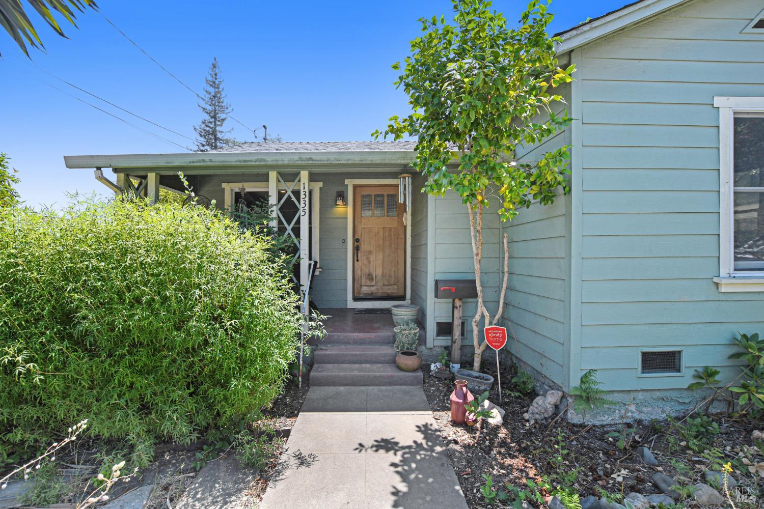 1335 E Street Napa CA 94559