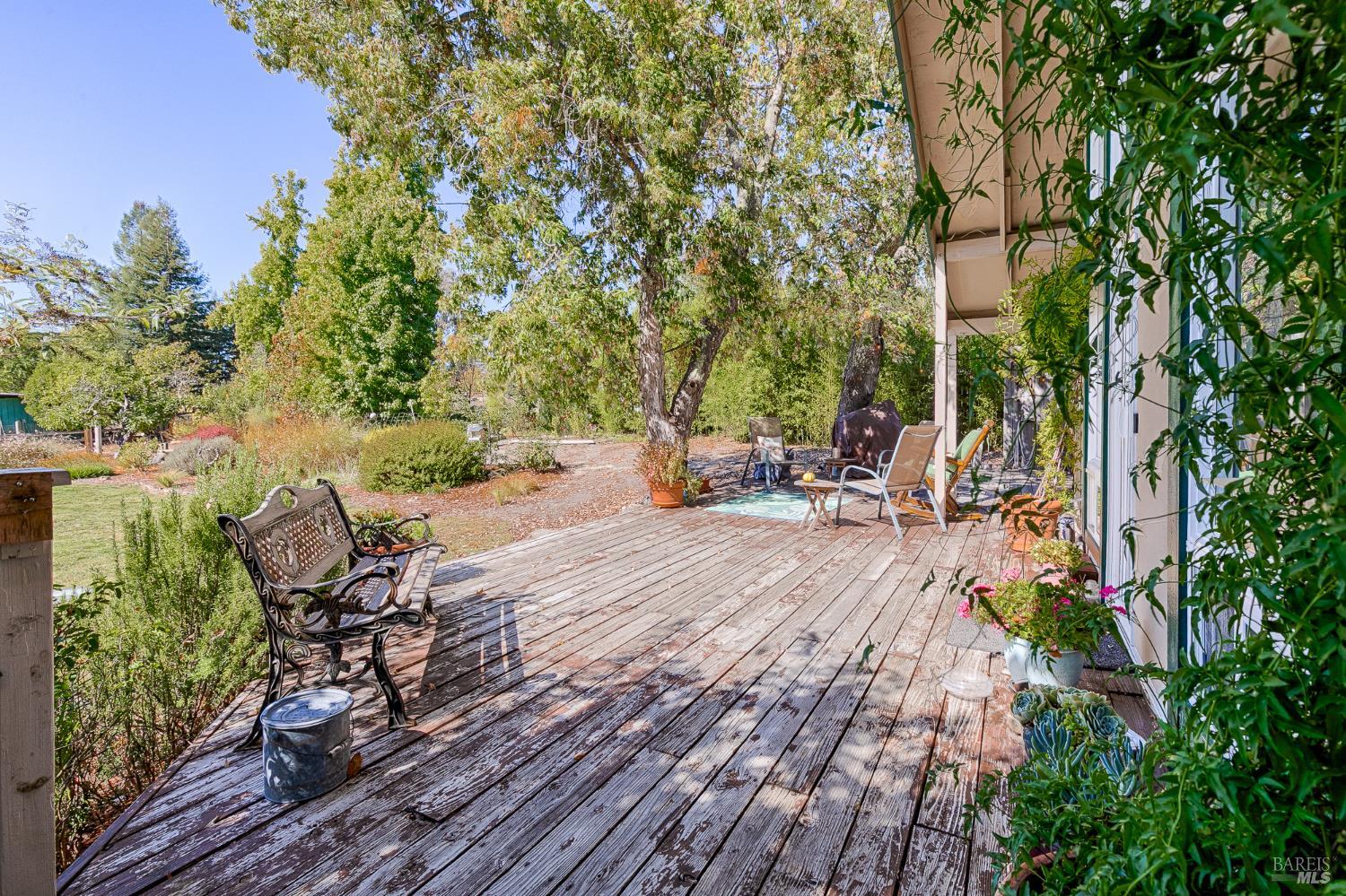 7240 Covey Road Forestville CA 95436