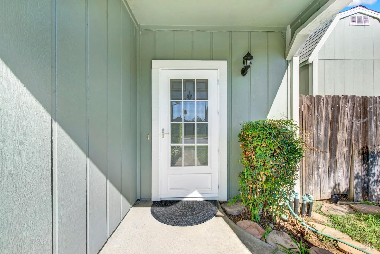 685 Poppy Circle Vacaville CA 95688