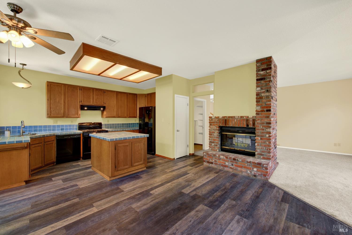 685 Poppy Circle Vacaville CA 95688