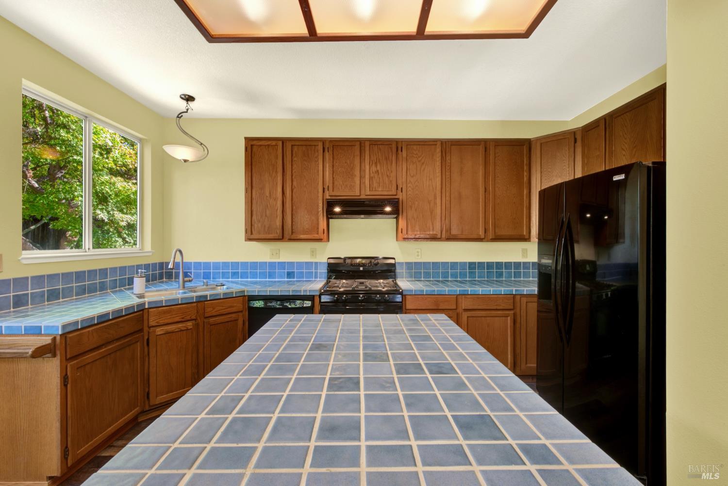 685 Poppy Circle Vacaville CA 95688