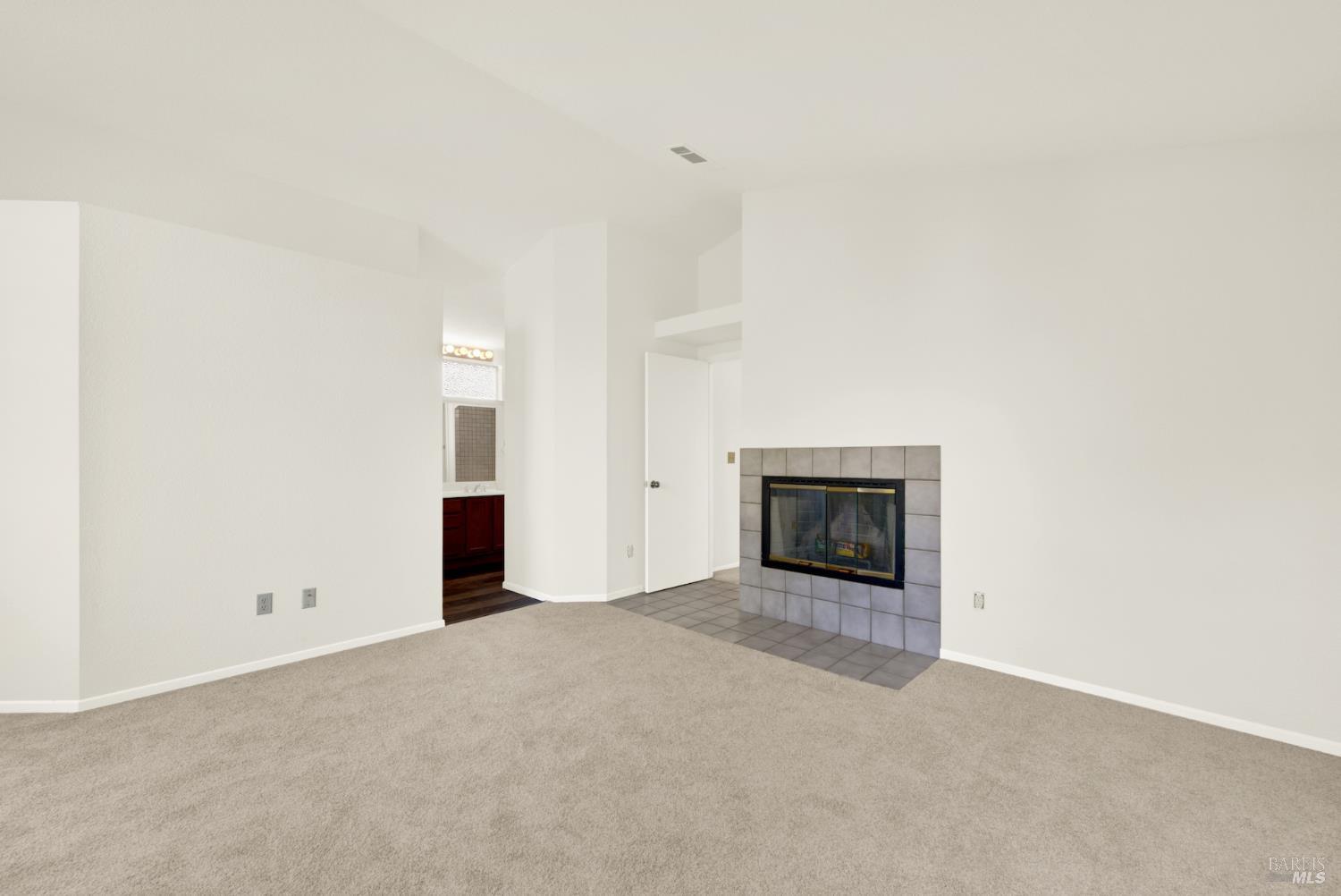 685 Poppy Circle Vacaville CA 95688