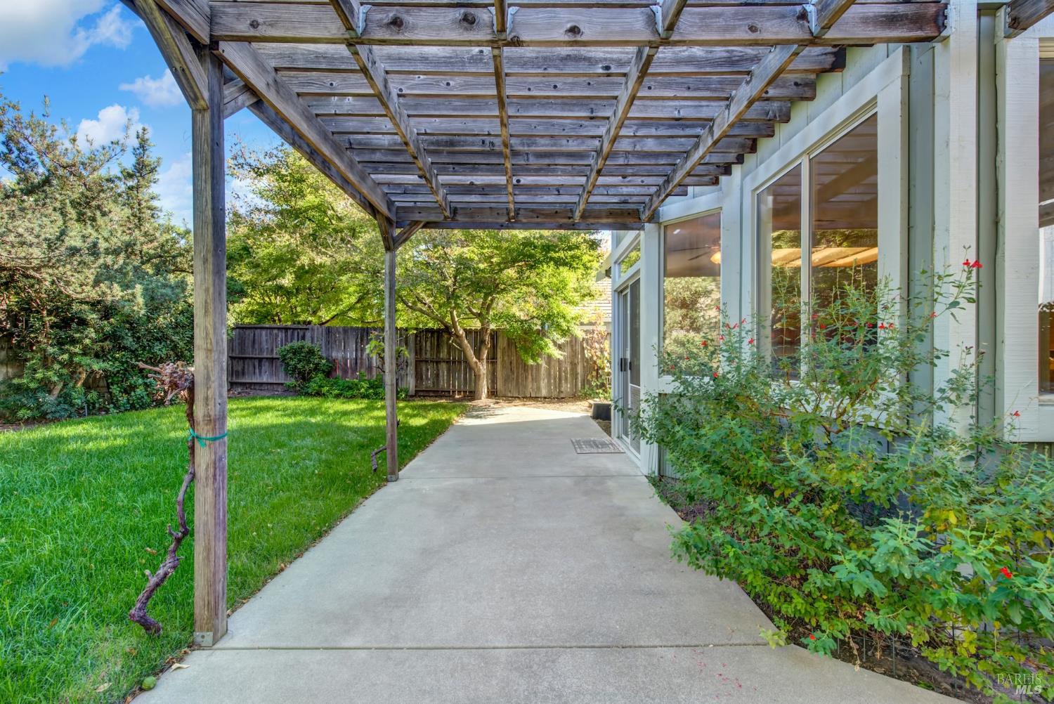 685 Poppy Circle Vacaville CA 95688