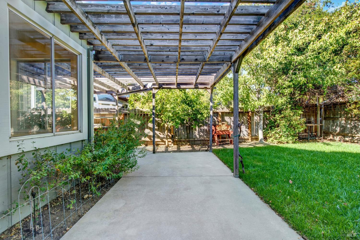 685 Poppy Circle Vacaville CA 95688