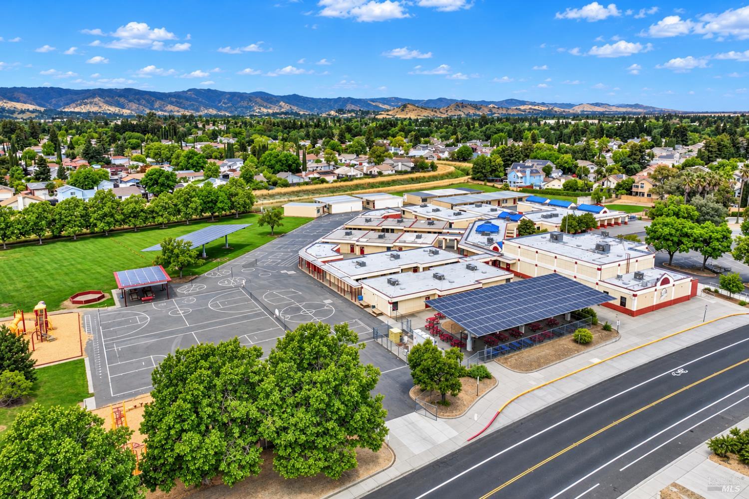 685 Poppy Circle Vacaville CA 95688
