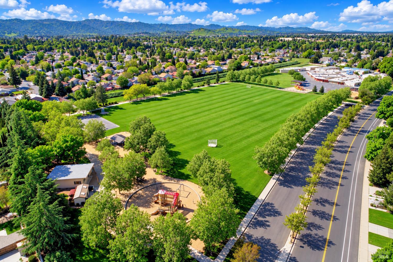 685 Poppy Circle Vacaville CA 95688