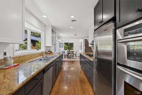 82 Shady Lane Ross CA 94957