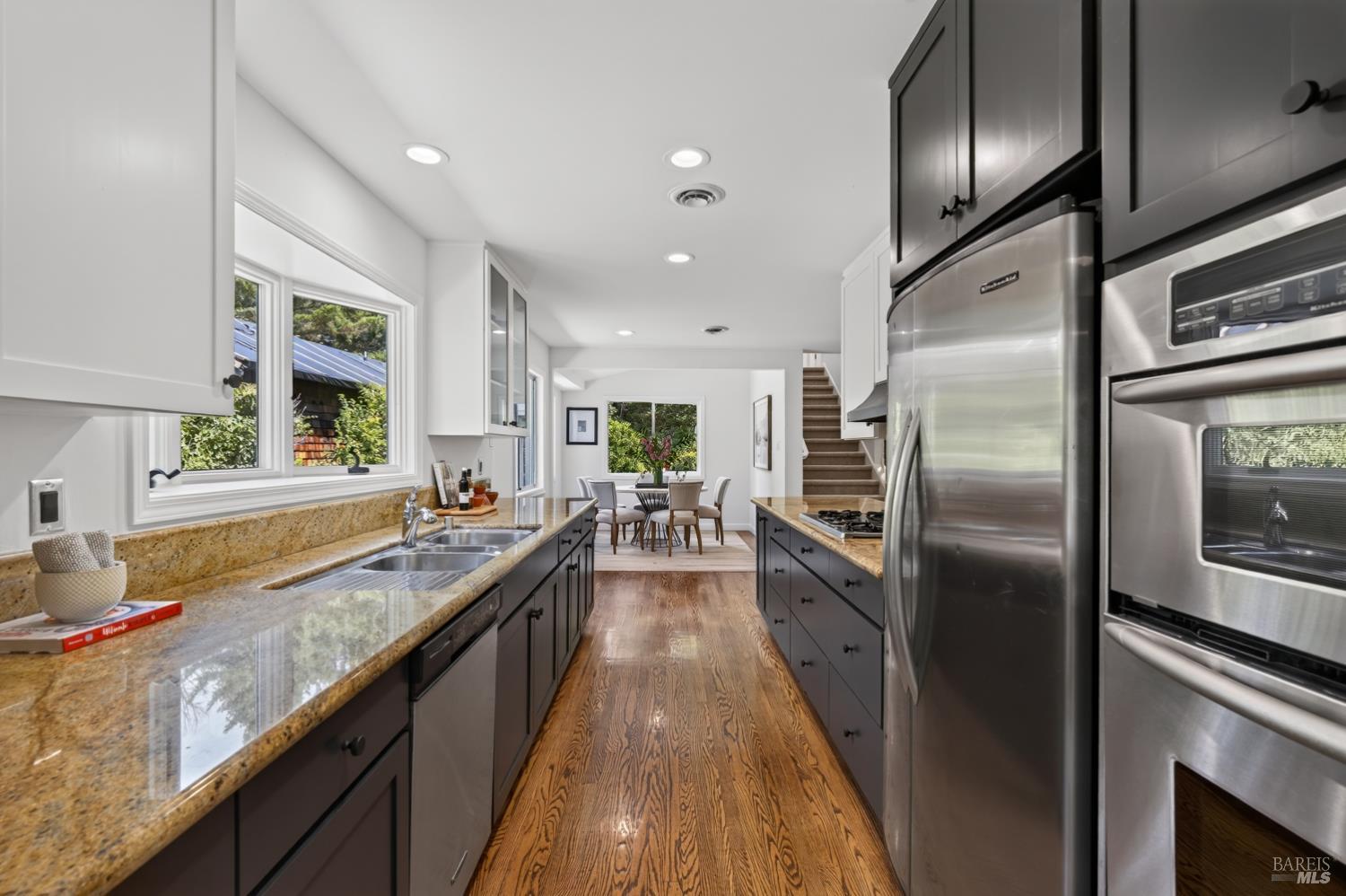 82 Shady Lane Ross CA 94957