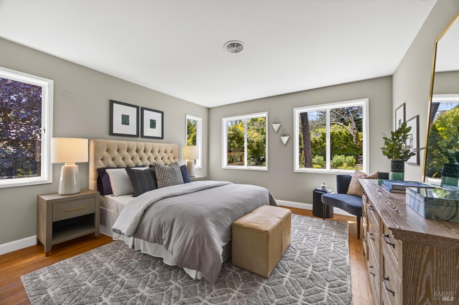 82 Shady Lane Ross CA 94957
