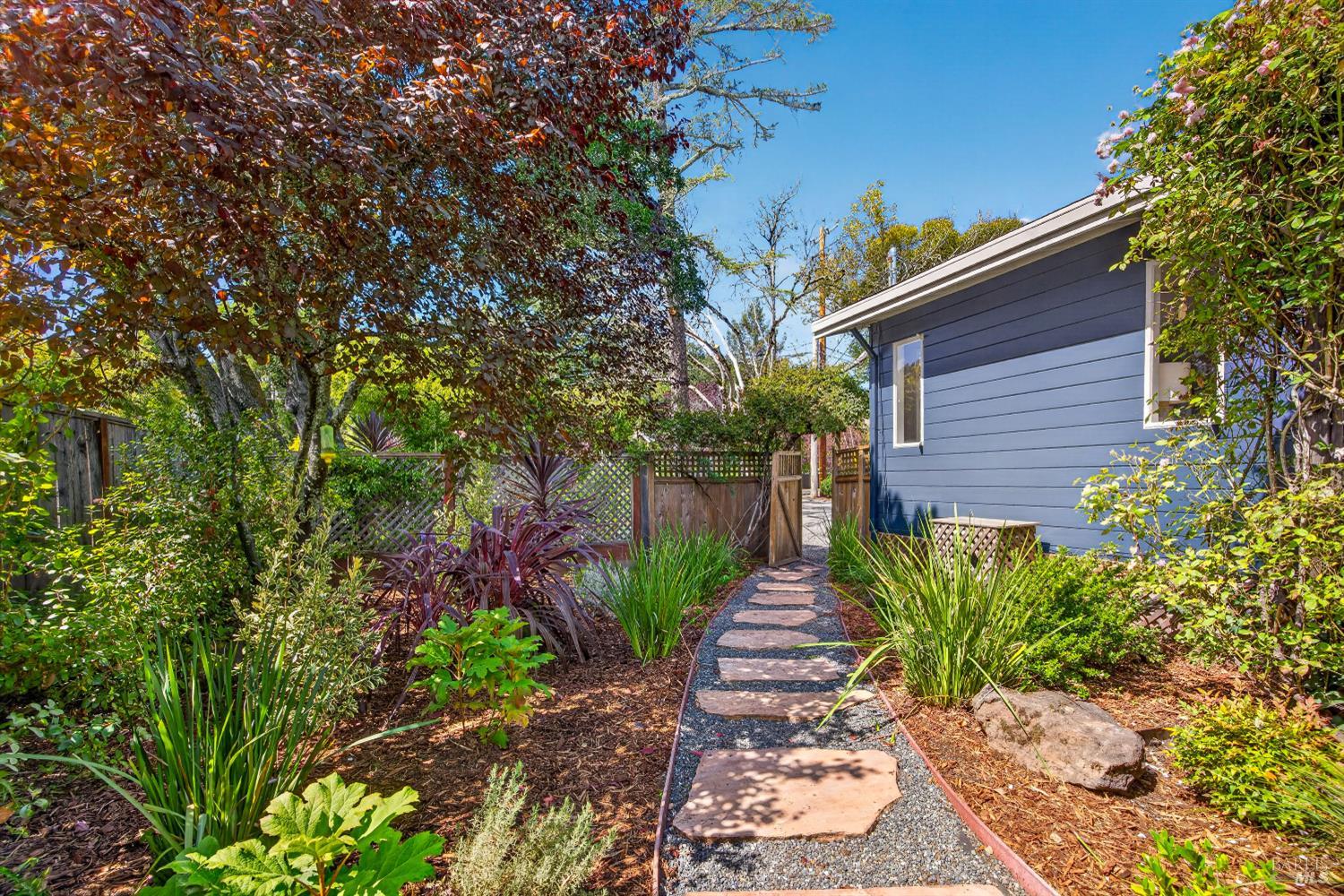 82 Shady Lane Ross CA 94957