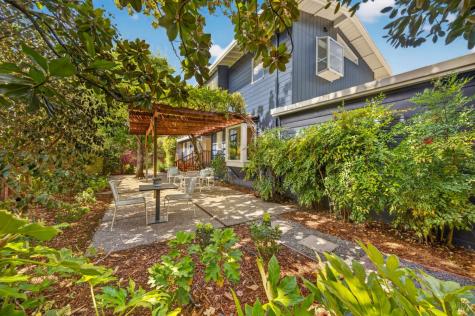 82 Shady Lane Ross CA 94957