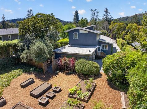 82 Shady Lane Ross CA 94957
