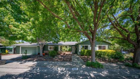 3609 Lurline Way Santa Rosa CA 95405