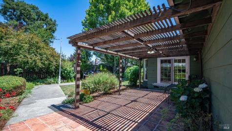 3609 Lurline Way Santa Rosa CA 95405