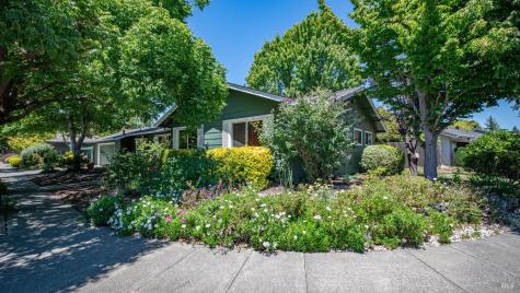 3609 Lurline Way Santa Rosa CA 95405