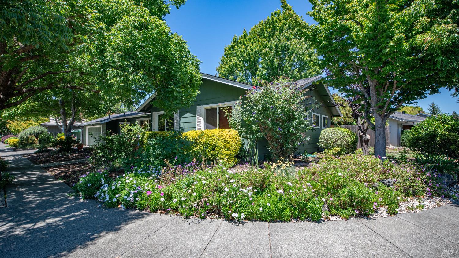 3609 Lurline Way Santa Rosa CA 95405