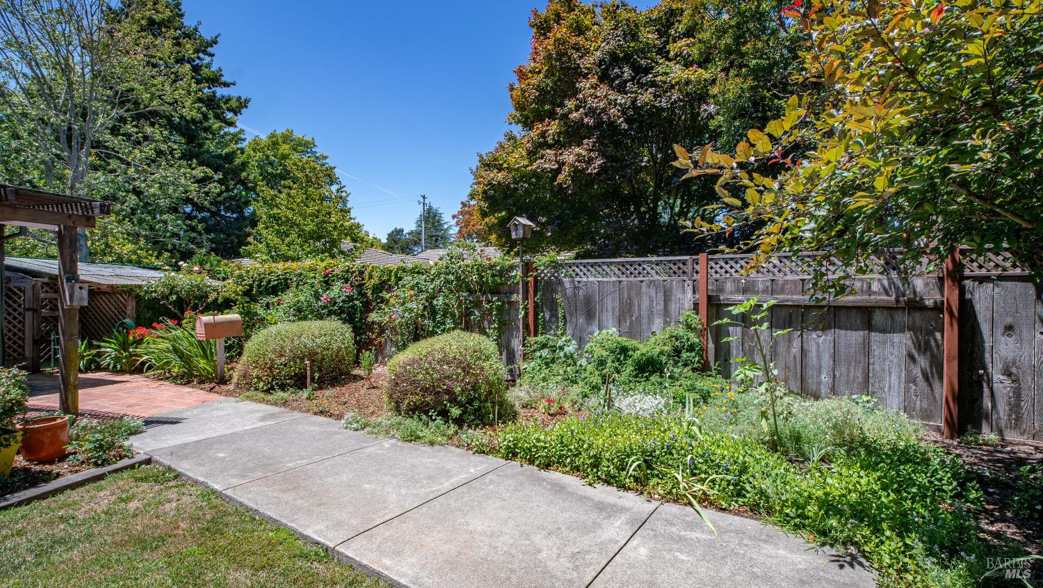 3609 Lurline Way Santa Rosa CA 95405