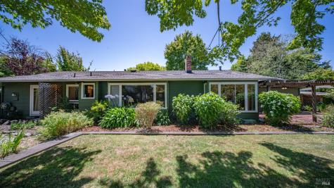 3609 Lurline Way Santa Rosa CA 95405