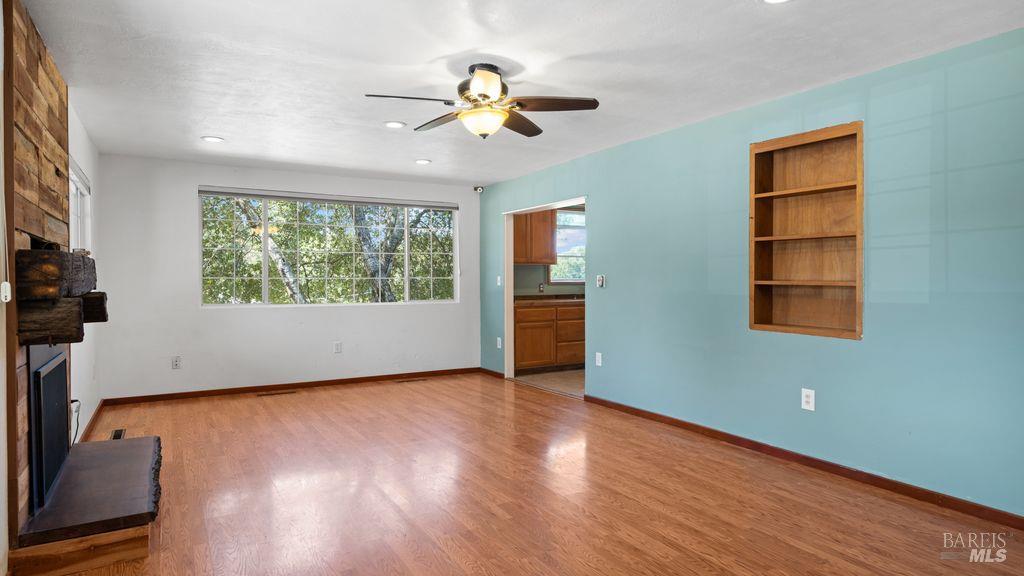 40 El Rancho Drive Cloverdale CA 95425