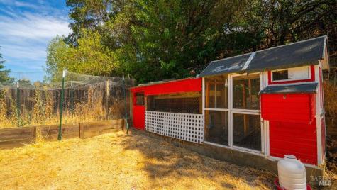 40 El Rancho Drive Cloverdale CA 95425