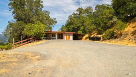 40 El Rancho Drive Cloverdale CA 95425