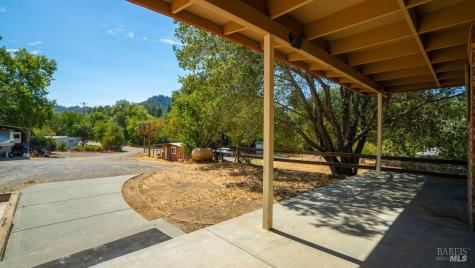 40 El Rancho Drive Cloverdale CA 95425