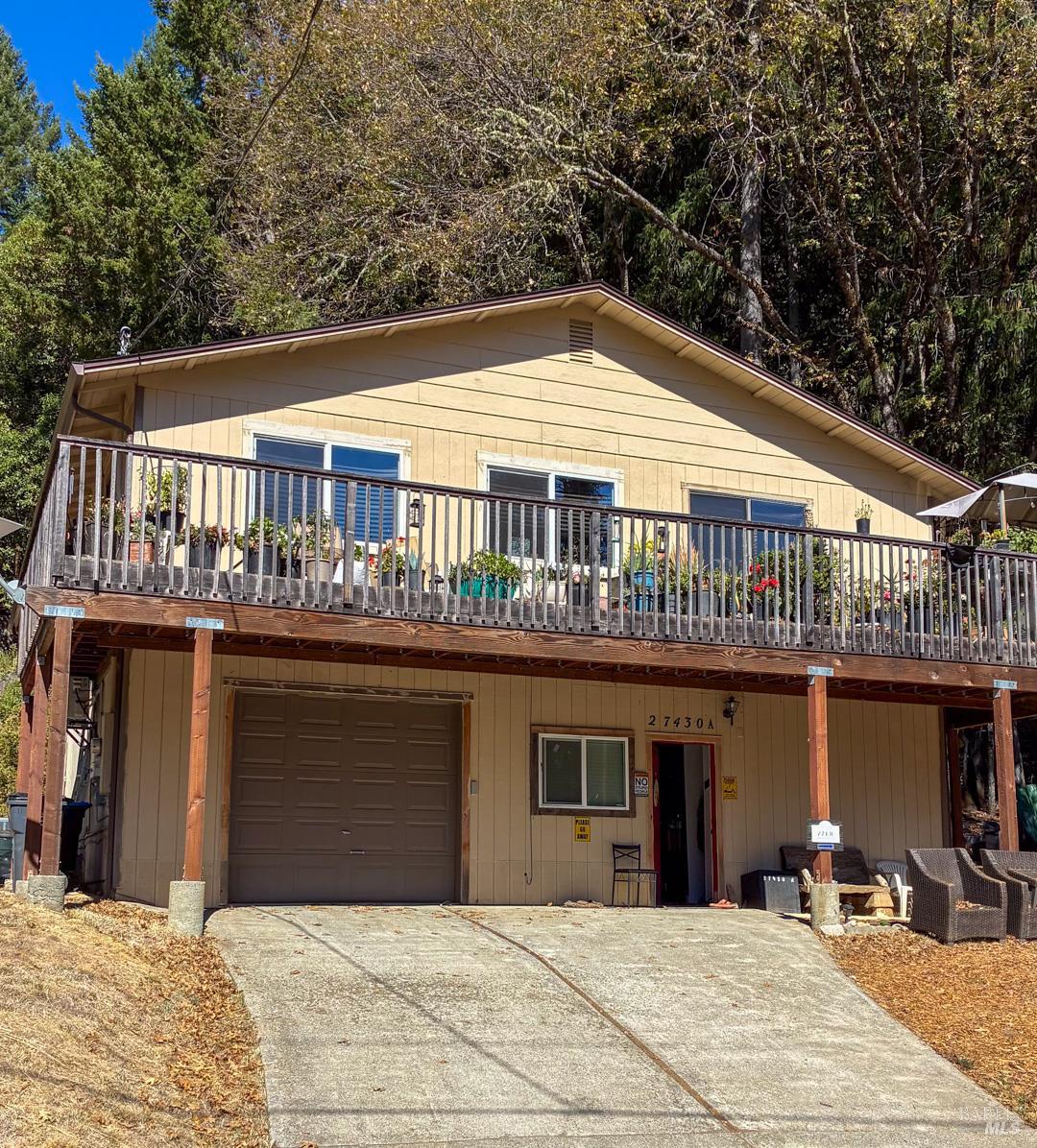 27430 Fox Road Willits CA 95490