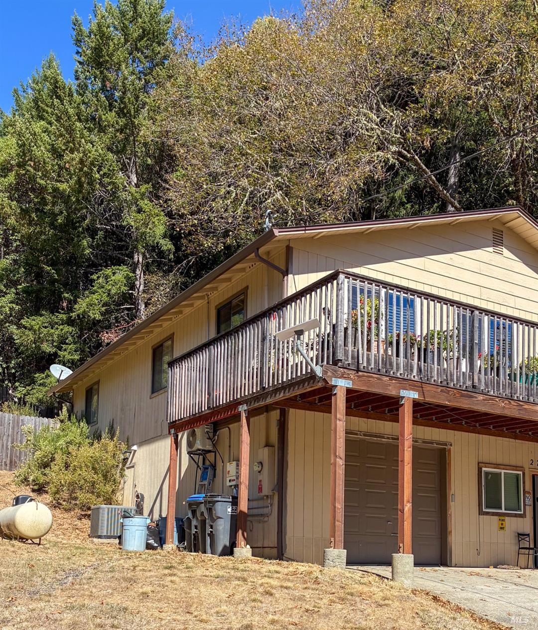 27430 Fox Road Willits CA 95490