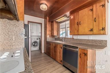 3216 Lakeshore Boulevard Nice CA 95464