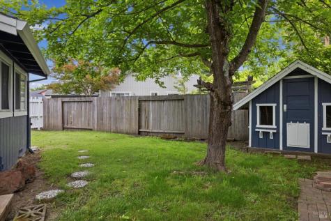 2273 White Chapel Court Santa Rosa CA 95401