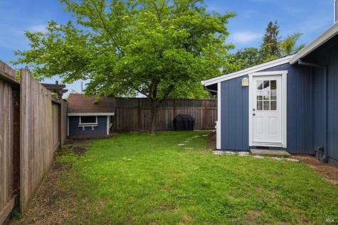 2273 White Chapel Court Santa Rosa CA 95401
