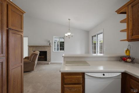 2273 White Chapel Court Santa Rosa CA 95401