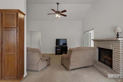 2273 White Chapel Court Santa Rosa CA 95401