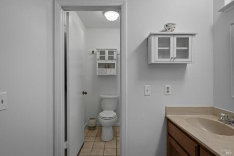 2273 White Chapel Court Santa Rosa CA 95401