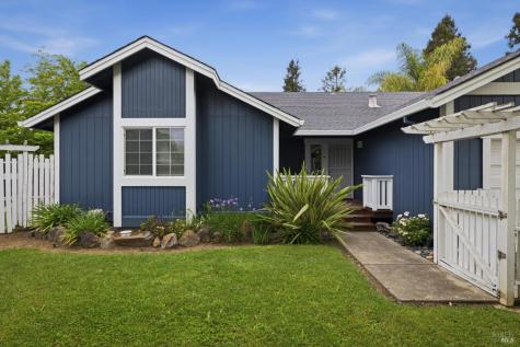 2273 White Chapel Court Santa Rosa CA 95401