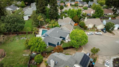 2273 White Chapel Court Santa Rosa CA 95401