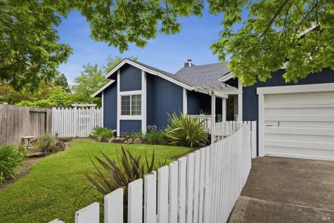2273 White Chapel Court Santa Rosa CA 95401