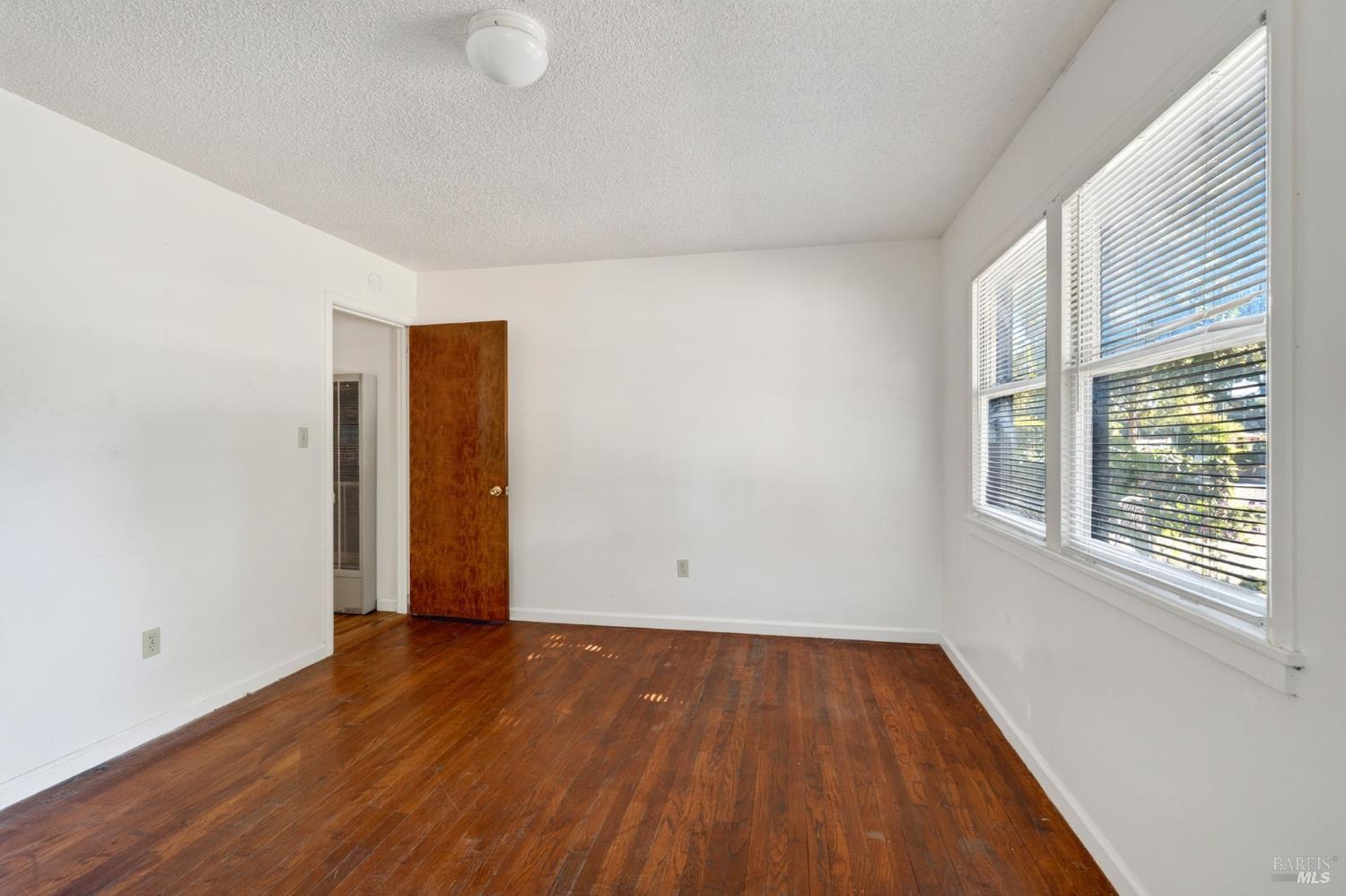 390 S Orchard Avenue Ukiah CA 95482
