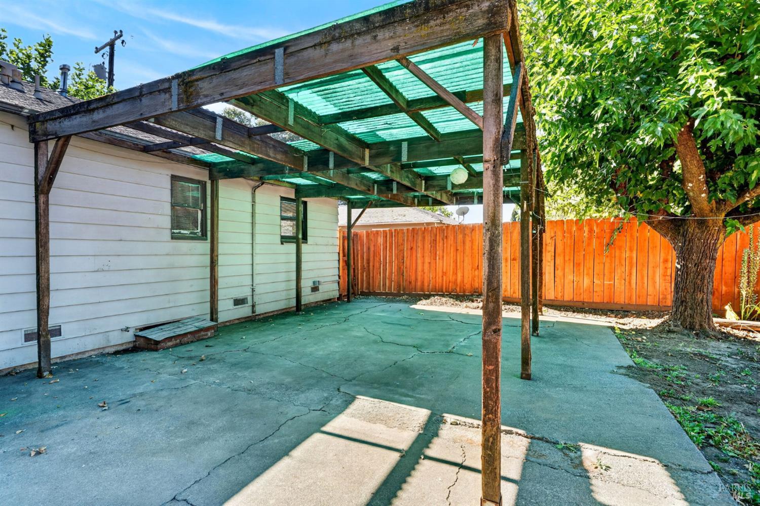 390 S Orchard Avenue Ukiah CA 95482