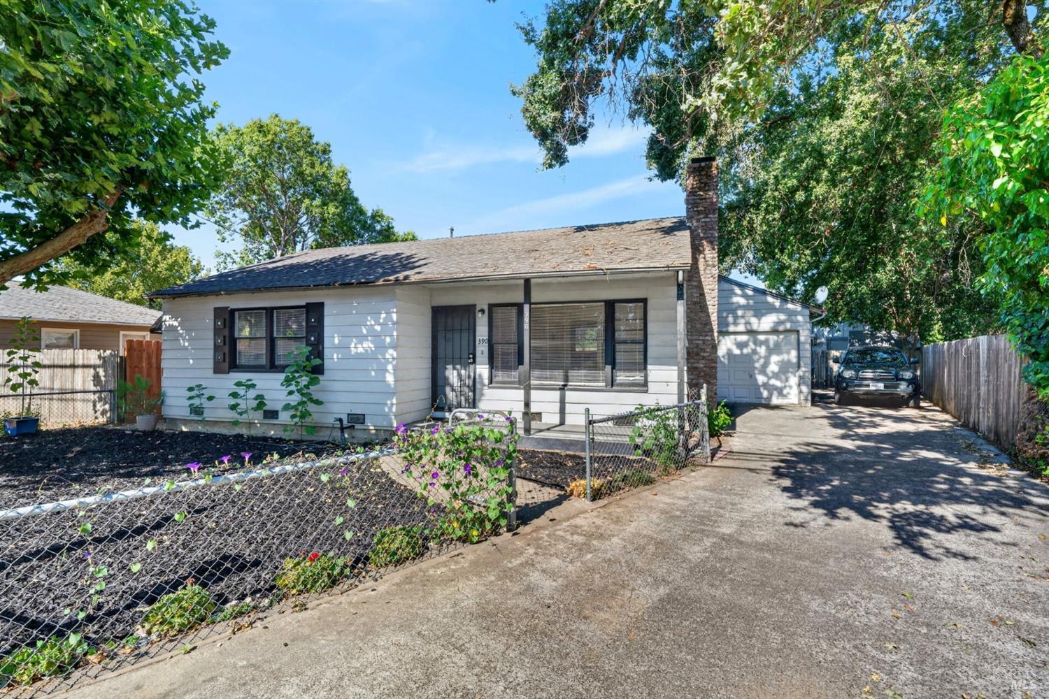 390 S Orchard Avenue Ukiah CA 95482