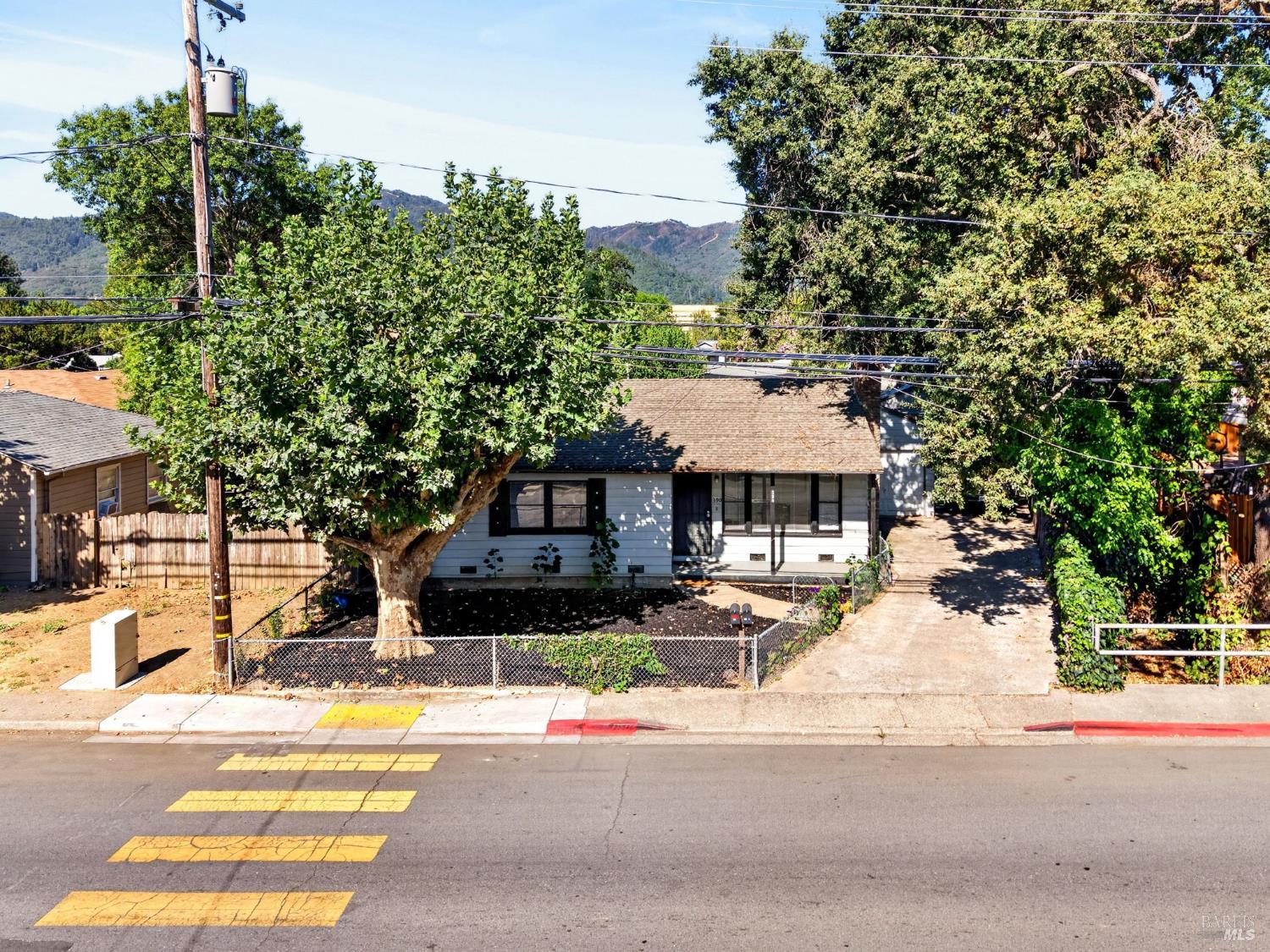 390 S Orchard Avenue Ukiah CA 95482