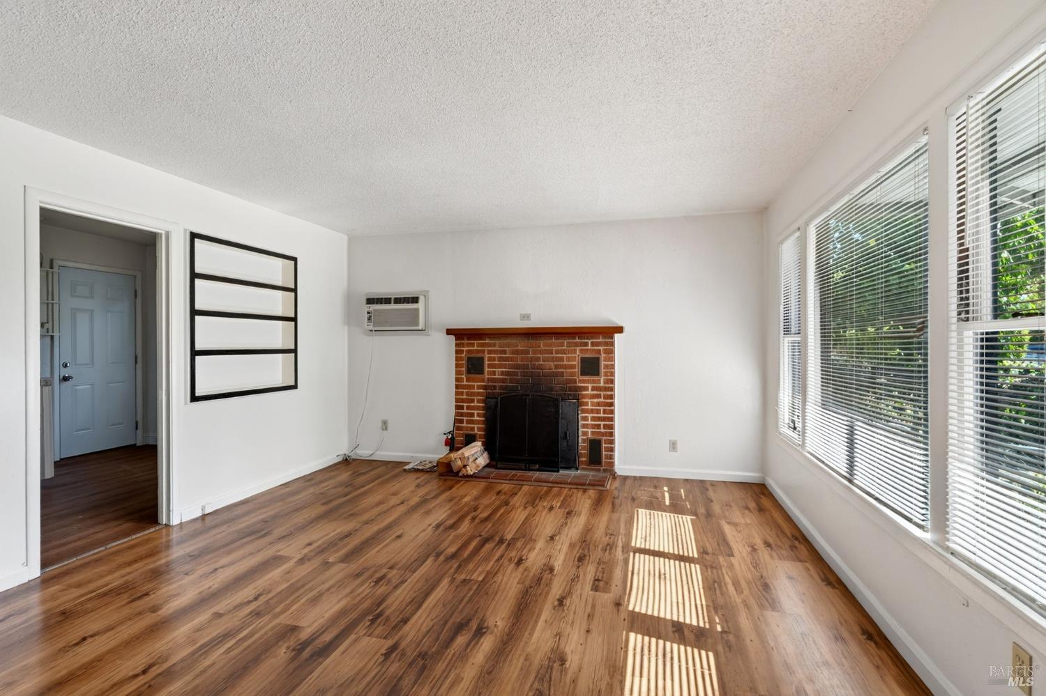 390 S Orchard Avenue Ukiah CA 95482