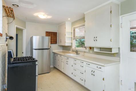 25 Maple Avenue Fairfax CA 94930