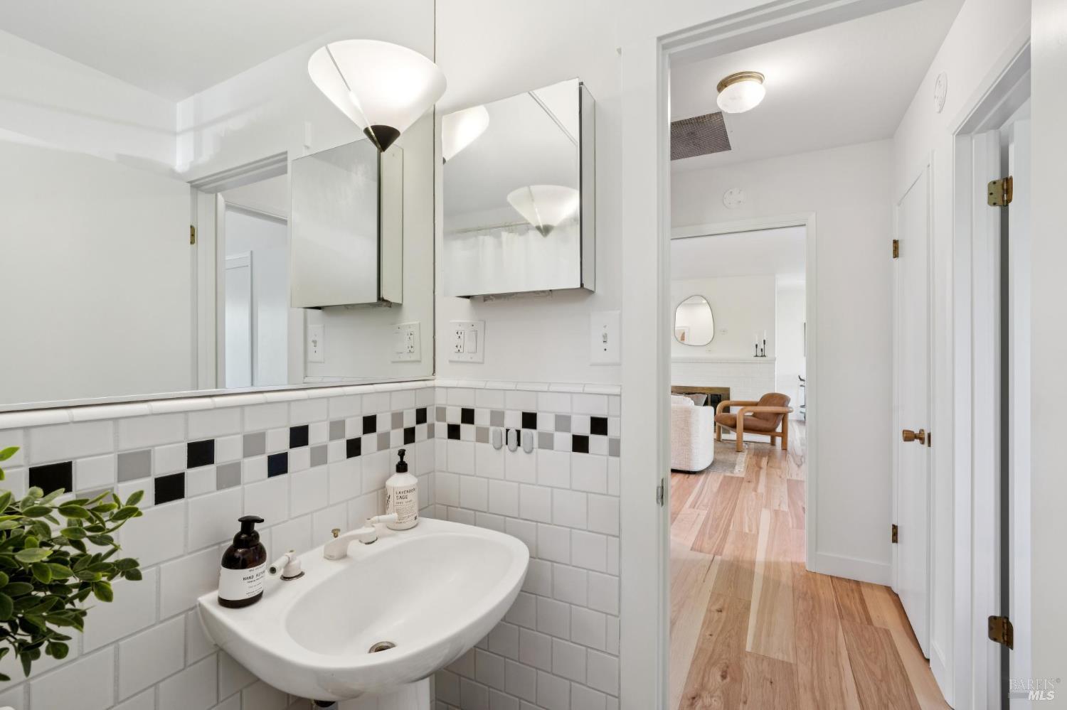 6370 Lone Pine Road Sebastopol CA 95472
