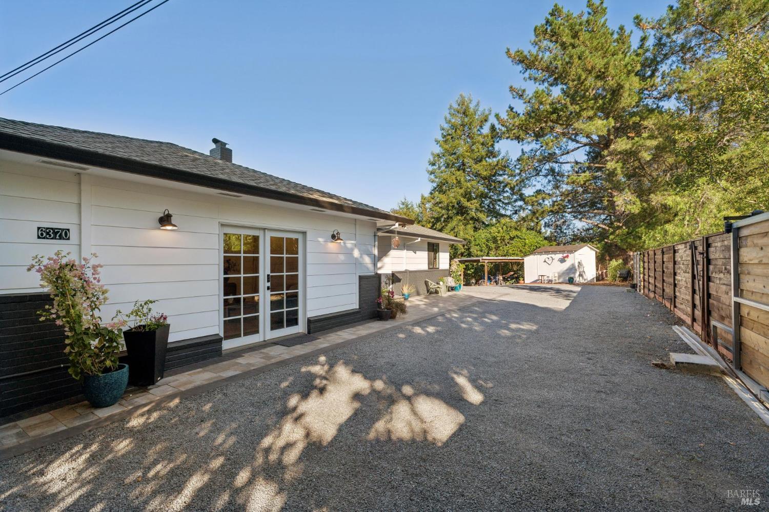 6370 Lone Pine Road Sebastopol CA 95472
