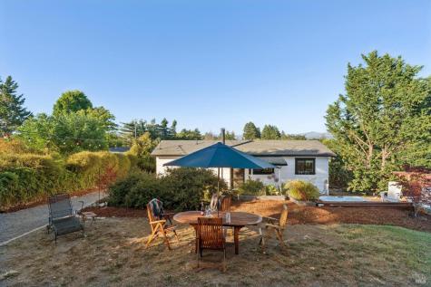 6370 Lone Pine Road Sebastopol CA 95472