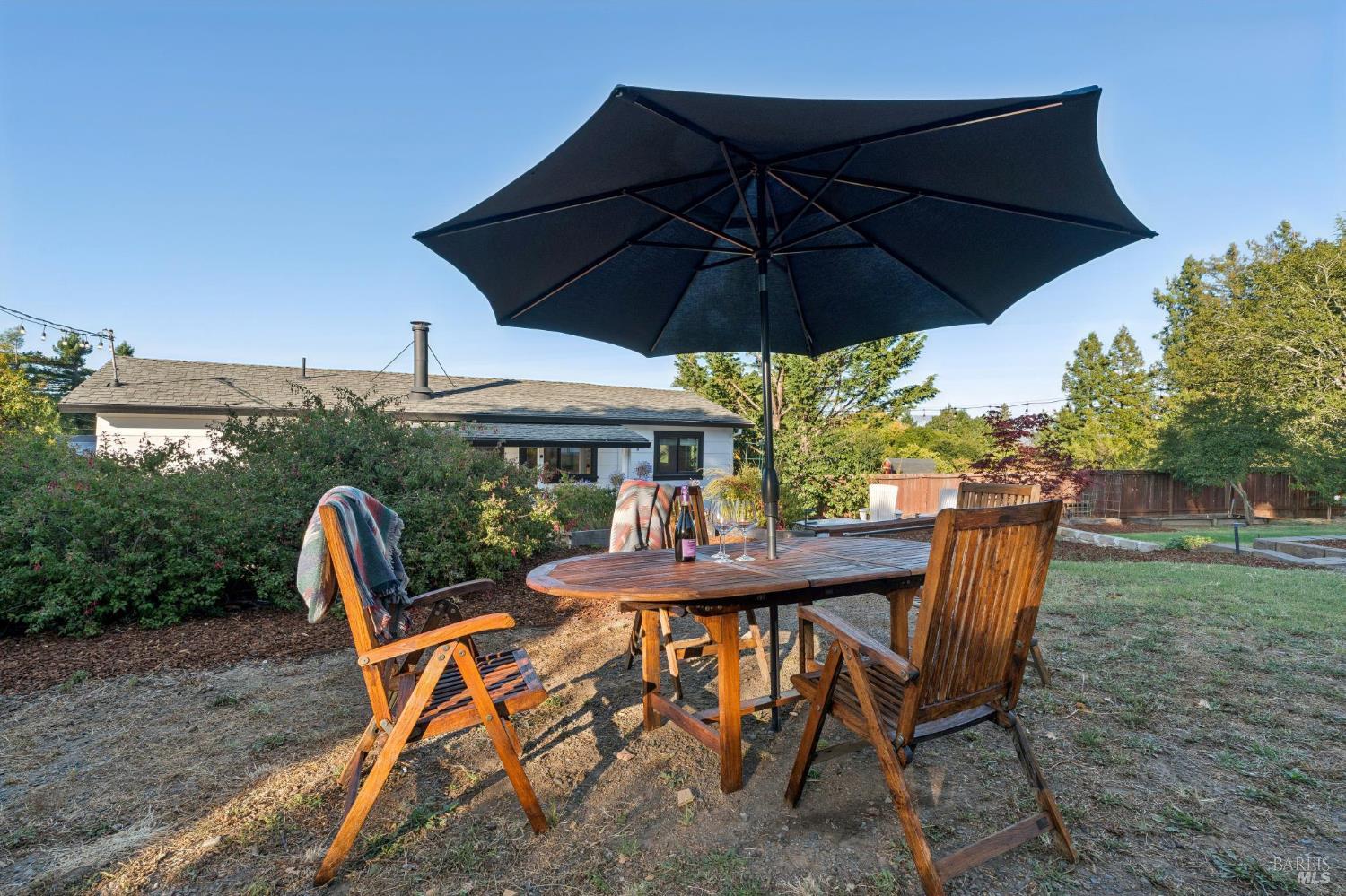 6370 Lone Pine Road Sebastopol CA 95472