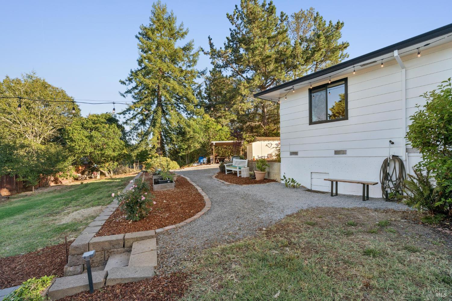6370 Lone Pine Road Sebastopol CA 95472