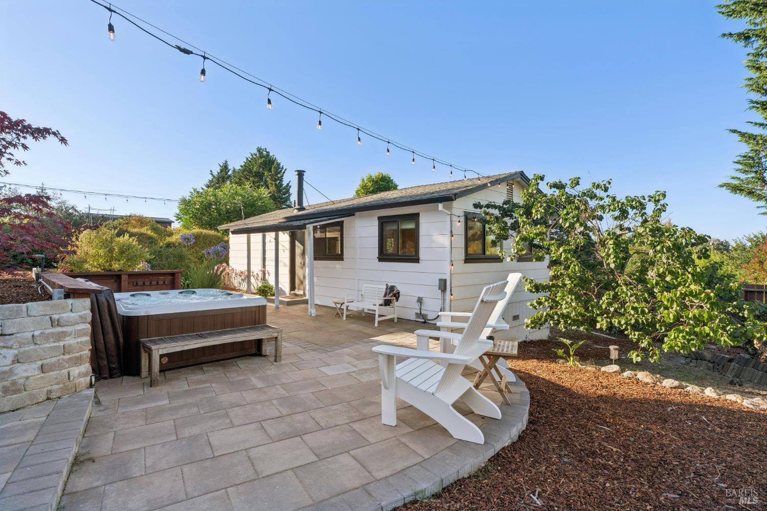 6370 Lone Pine Road Sebastopol CA 95472